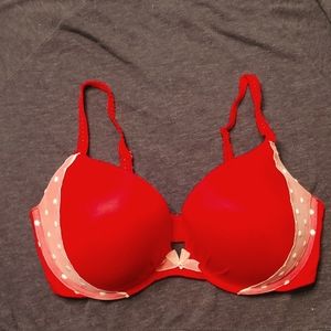 38DD Victoria Secret Bra